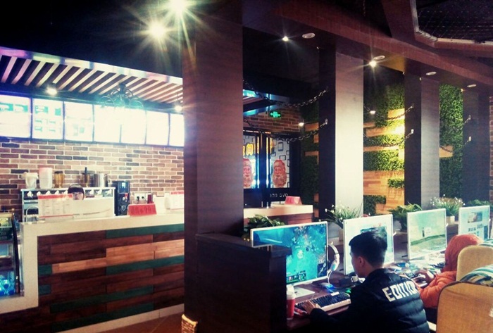 網(wǎng)咖設計裝潢圖片